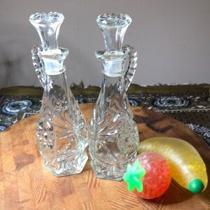 Elegant Clear Glass Decanters Set